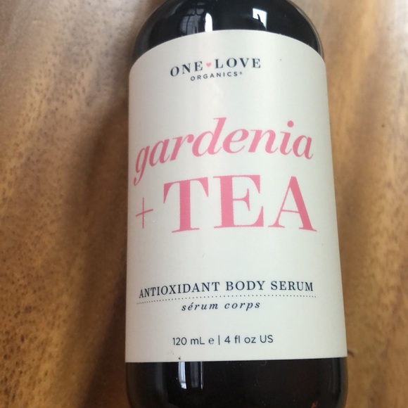 One Love Organics Gardenia + Tea Antioxidant Body Serum - Picture 8 of 11